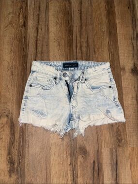 Aeropostale Women's Light Acid-Wash Distressed Jean Shorts - Blue/White